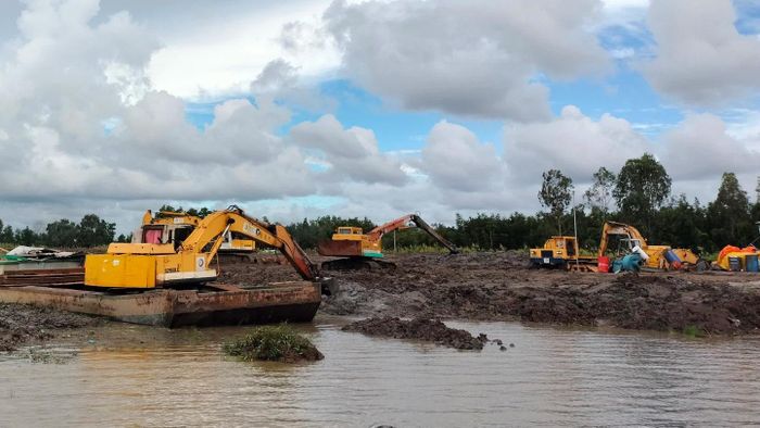 b3680b93cade23807acf Hồ chứa nước ngọt với kinh phí đầu tư 184 tỷ đồng ở Cà Mau bị chậm tiến độ và đang được xin gia hạn hợp đồng.