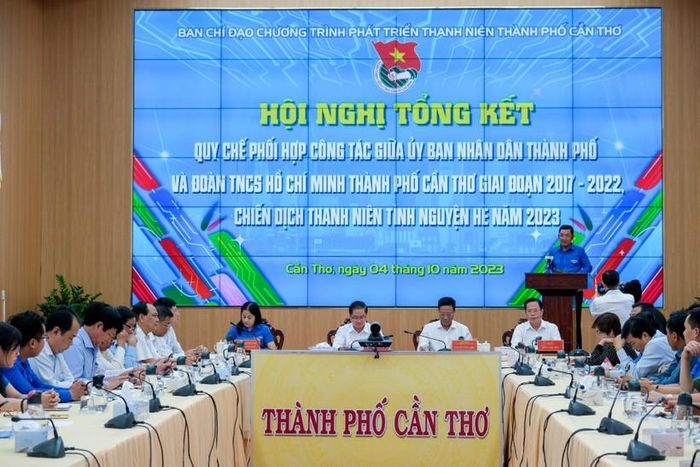 f3ad1a7adc3735696c26 Quang cảnh hội nghị tổng kết.