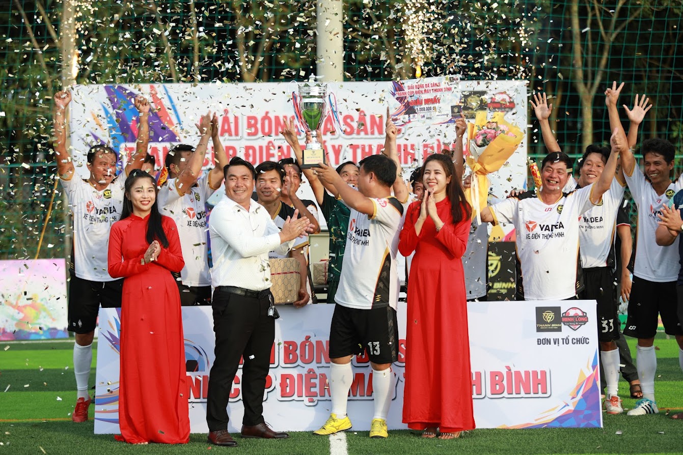 Chơn Thành- Bình Phước: Bế mạc Giải bóng đá S5 tranh cúp điện máy Thanh Bình 2023