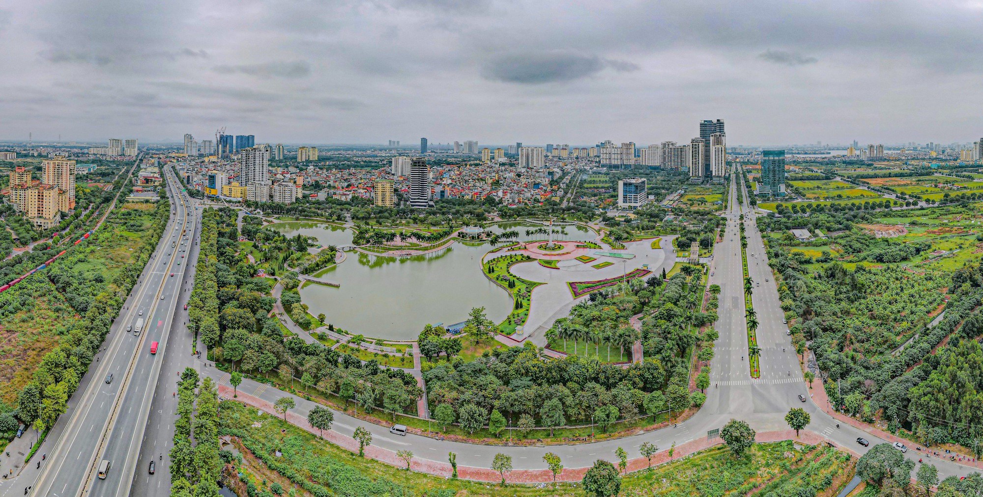 Cận cảnh 2 tuyến phố sắp làm đường riêng cho xe đạp - Ảnh 1.