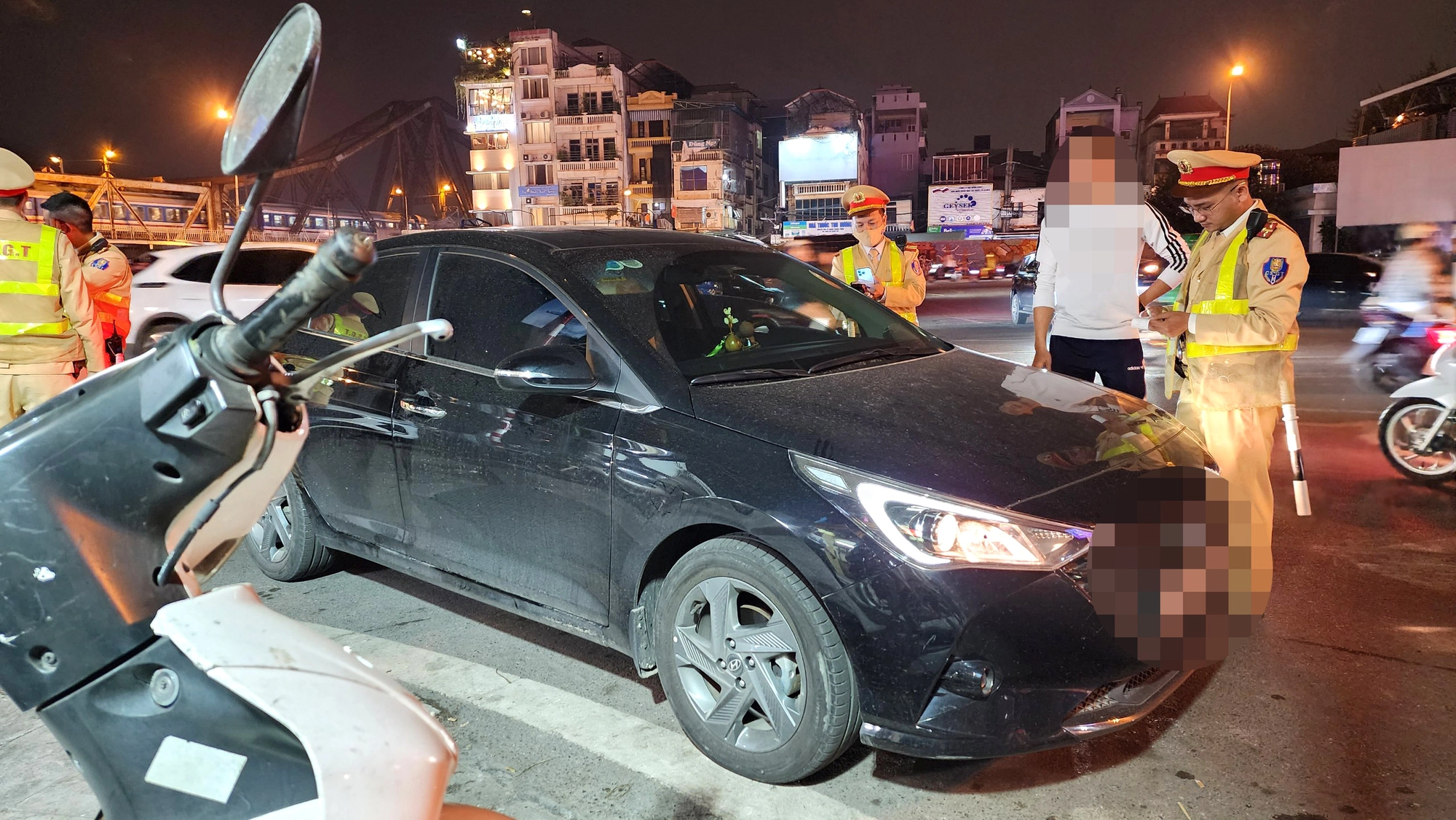 Vi phạm nồng độ cồn, xưng là vận động viên quốc gia xin phạt nhẹ - Ảnh 5.