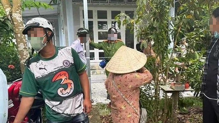 Cà Mau: Về thăm nhà phát hiện ba người trong gia đình tử vong - Ảnh 1. Cà Mau: Về thăm nhà phát hiện ba người trong gia đình tử vong - Ảnh 1.