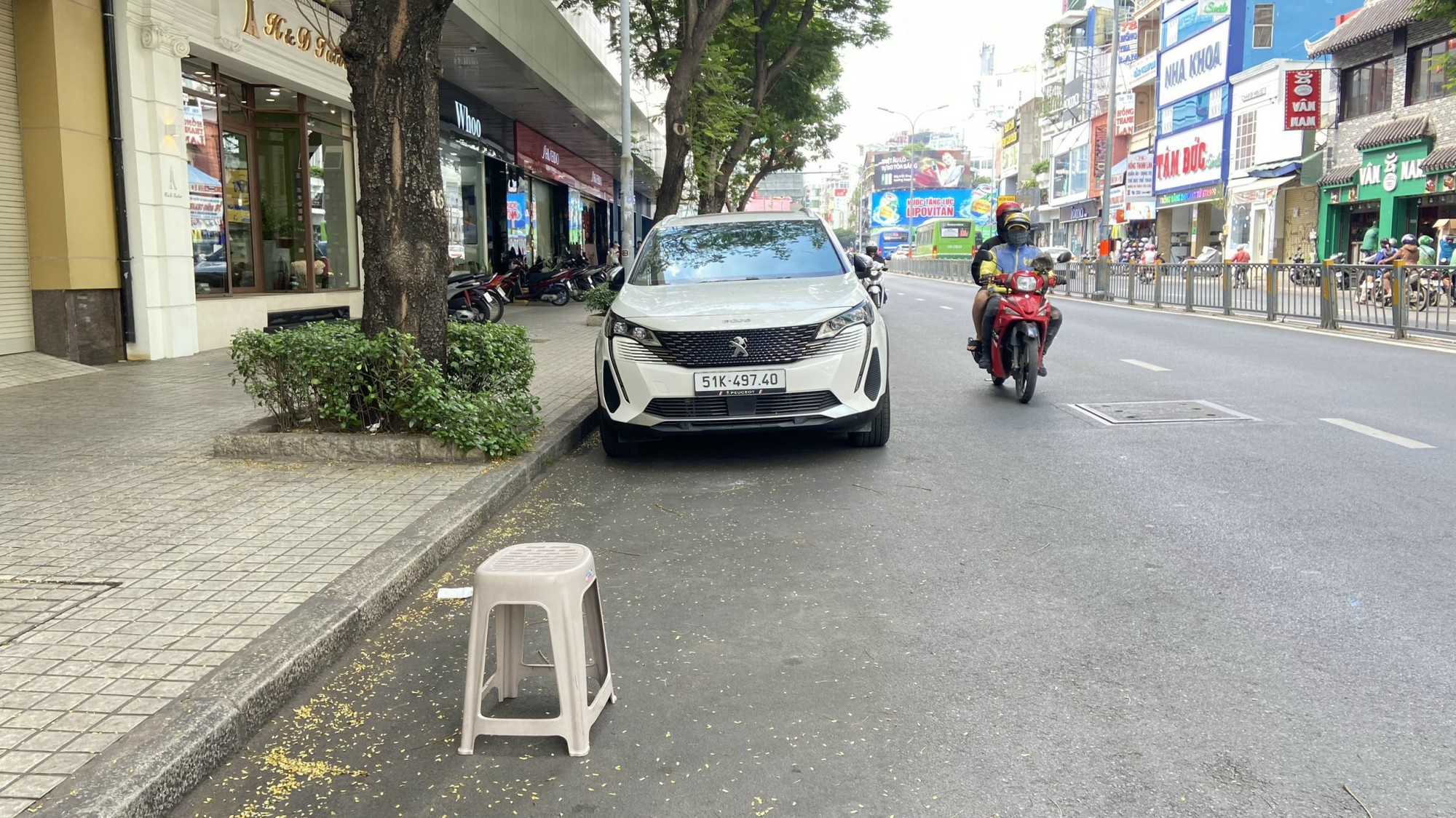 TP.HCM hối hả trước giấc mơ khởi nghiệp vỉa hè của người nghèo - Ảnh 6.