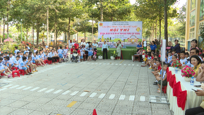 Sôi nổi hội thi “An toàn giao thông” tại Trường Mầm non Sao Mai