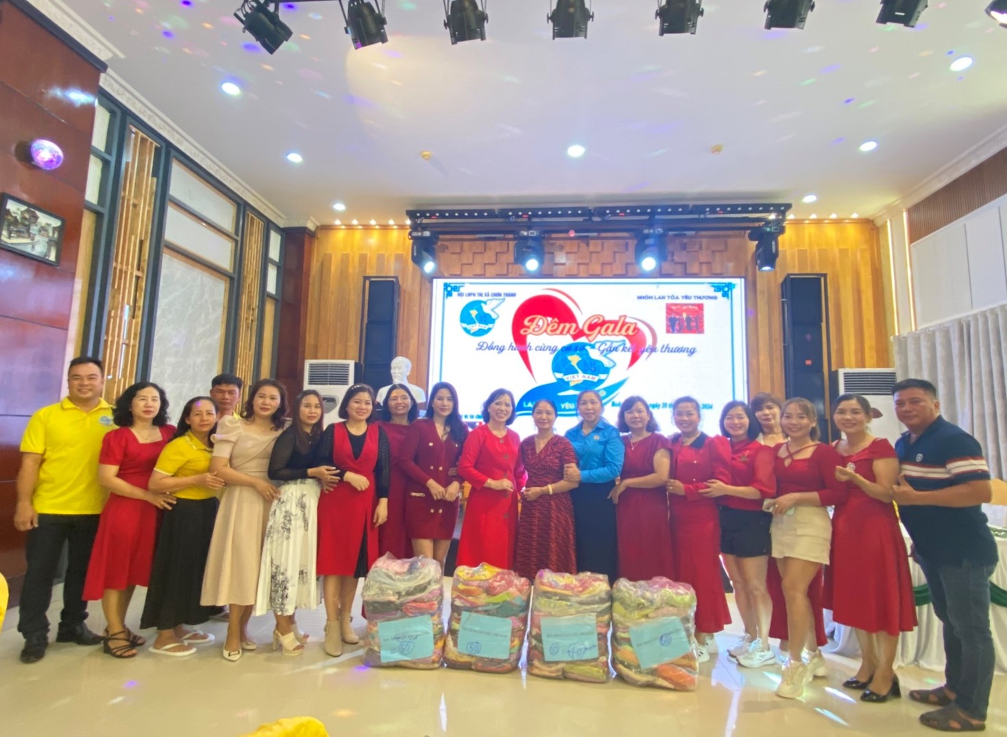 Bình Phước: Hội liên hiệp phụ nữ thị xã Chơn Thành tổ chức chương trình “đồng hành cùng cơ sở”