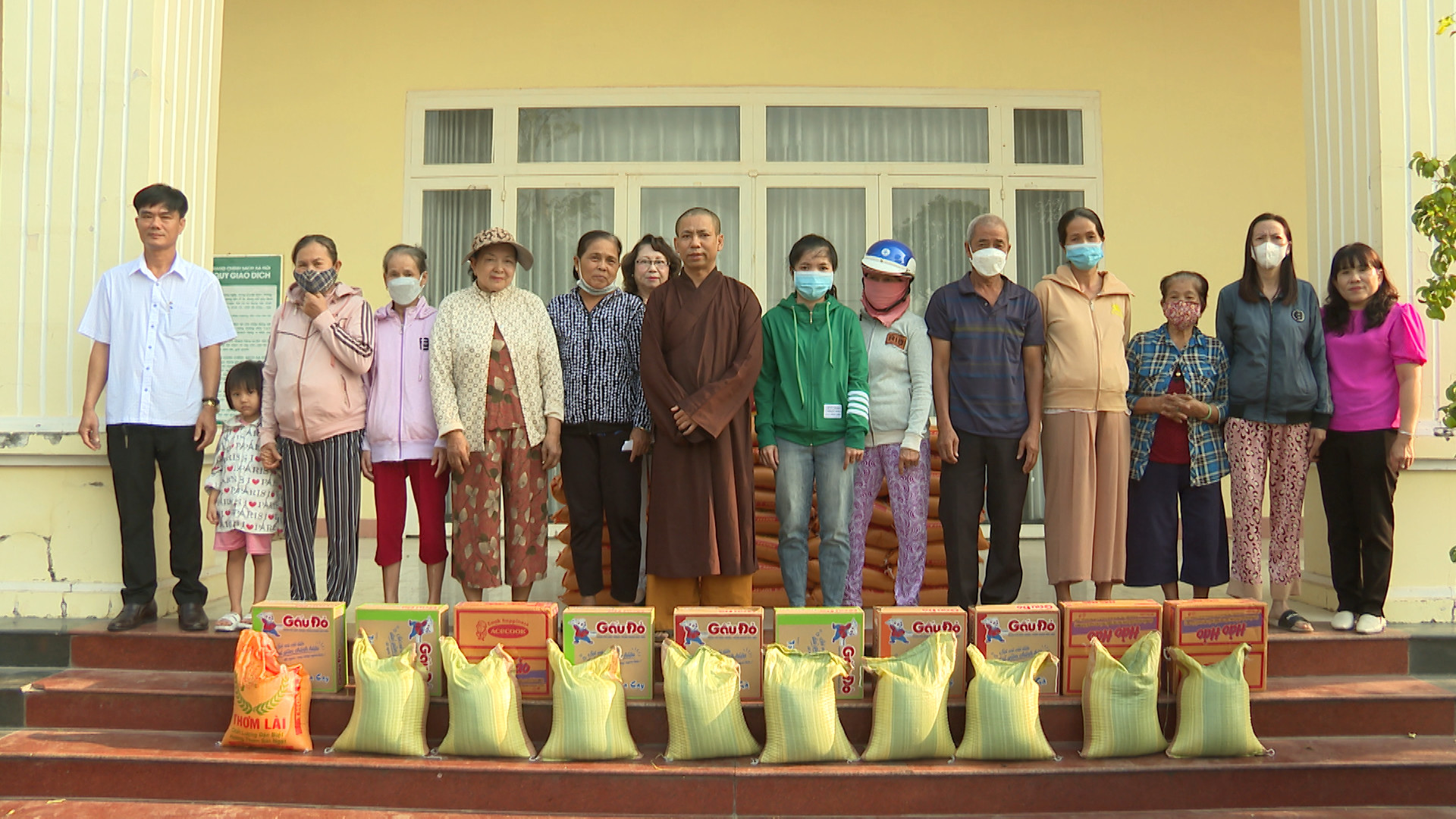 Bình Phước: Hội Nông dân phường Hưng Long trao 50 phần quà tết cho hội viên khó khăn