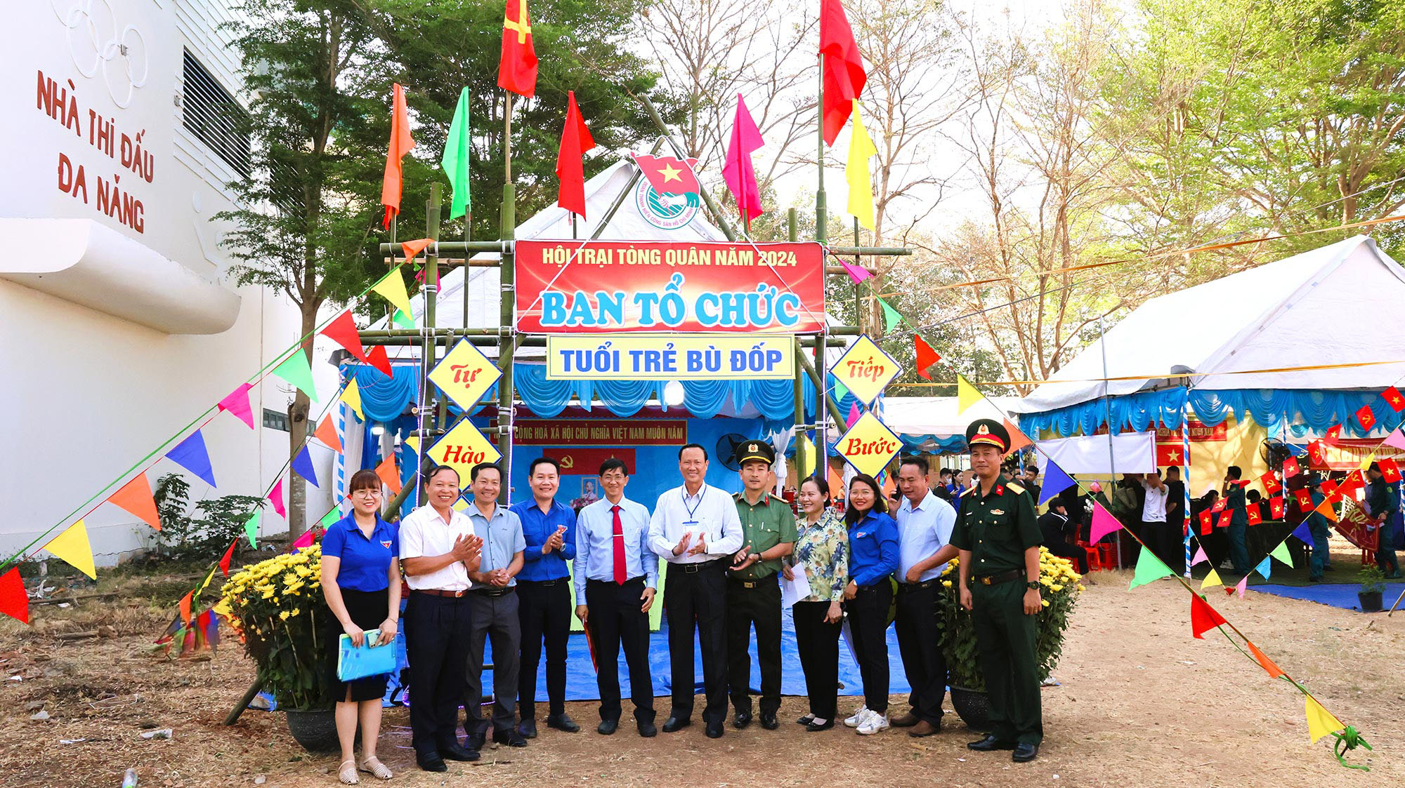 Thanh niên Bình Phước hăng hái tham gia hội trại tòng quân năm 2024