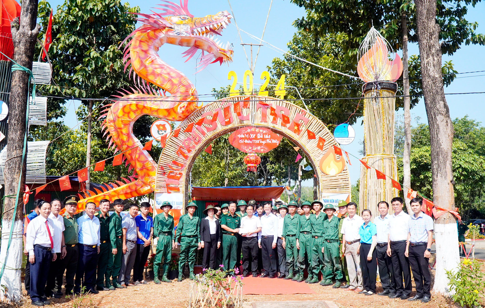 Thanh niên Bình Phước hăng hái tham gia hội trại tòng quân năm 2024