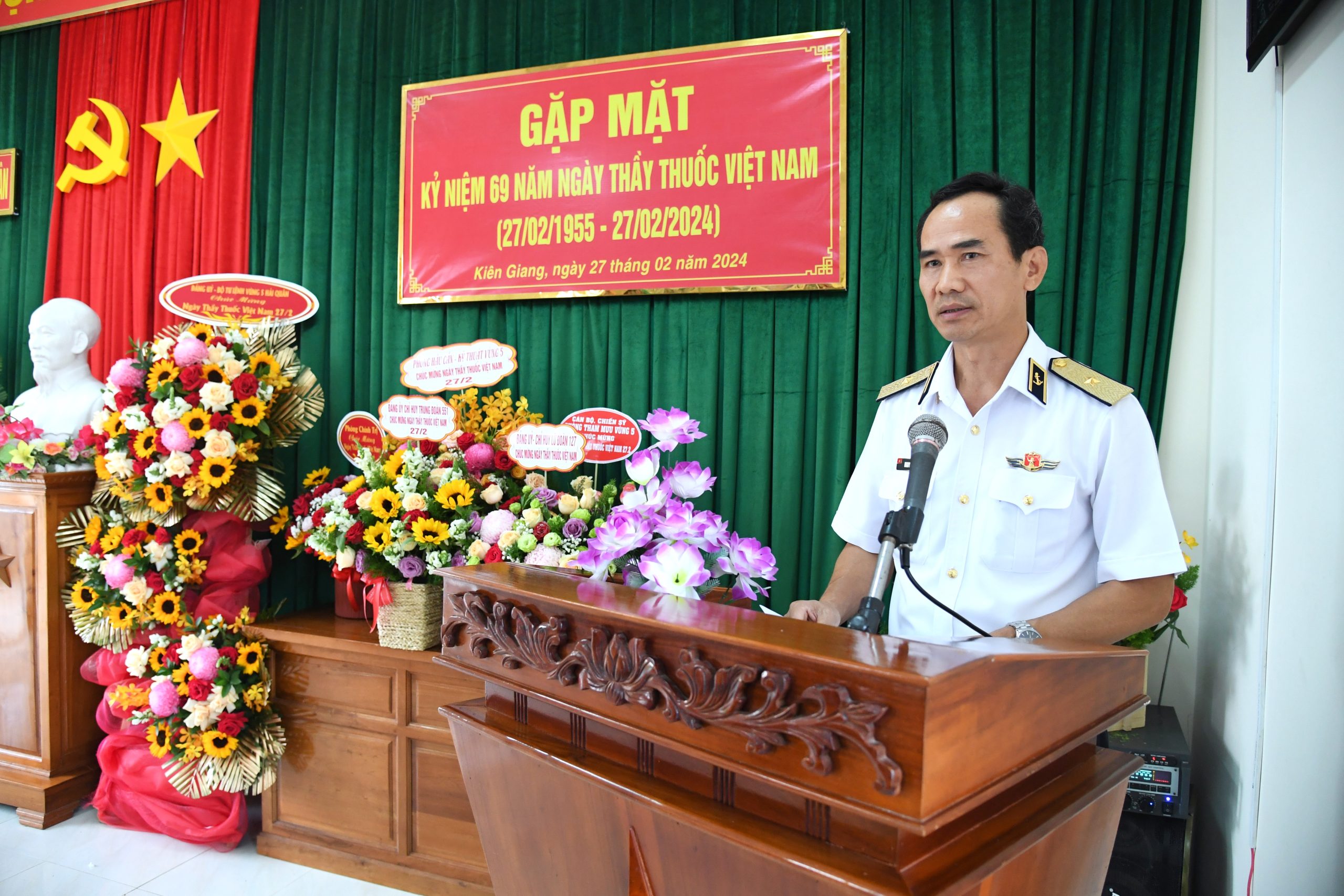 Bộ Tư lệnh Vùng 5 Hải quân gặp mặt kỷ niệm 69 năm Ngày Thầy thuốc Việt Nam