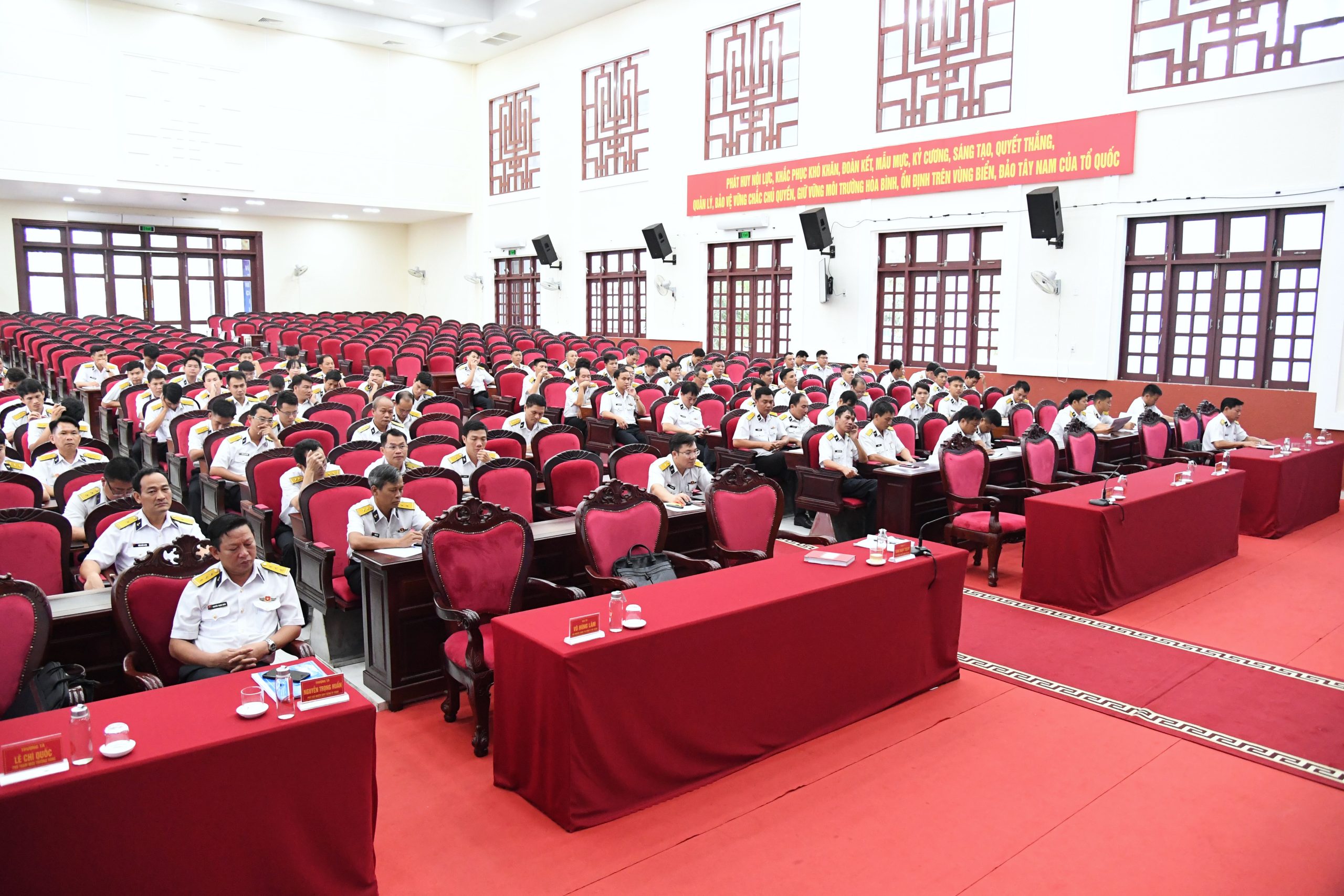 Vùng 5 Hải quân tập huấn công tác đảng, công tác chính trị năm 2024