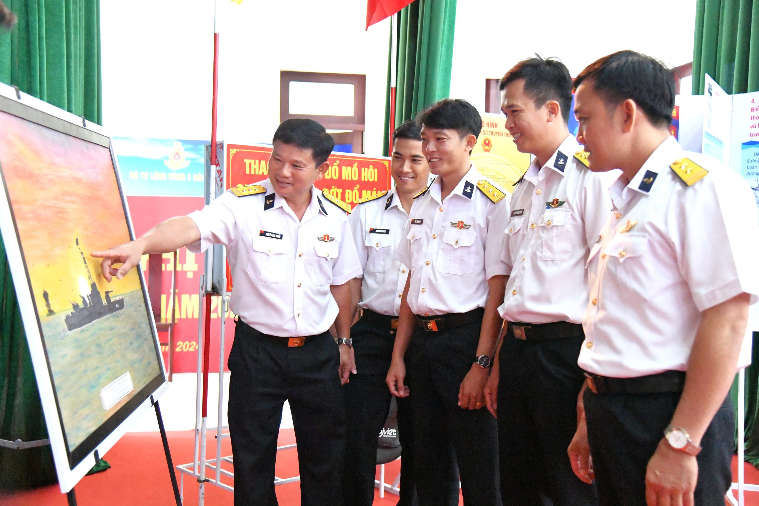 Vùng 5 Hải quân: Hội thi sáng kiến, mô hình, học cụ, giáo án, sổ sách ngành công tác Đảng, công tác chính trị năm 2024