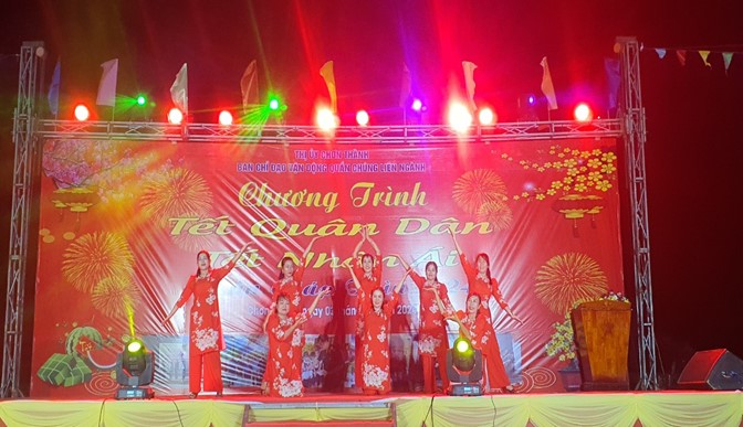 Bình Phước: Hội LHPN thị xã Chơn Thành tham gia các hoạt động “Tết Quân – Dân”