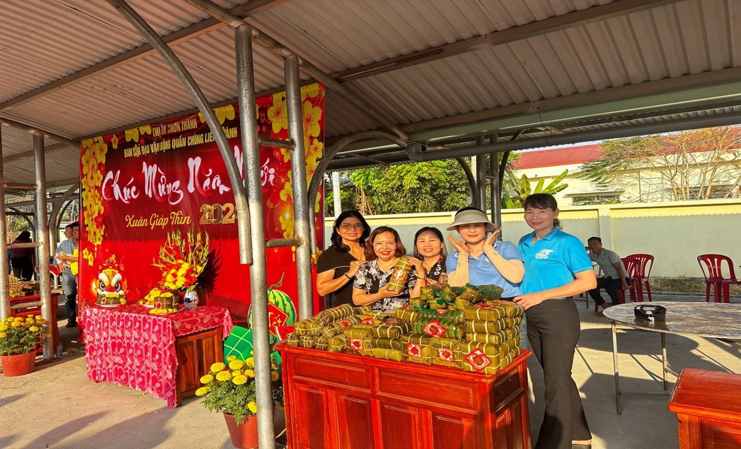 Bình Phước: Hội LHPN thị xã Chơn Thành tham gia các hoạt động “Tết Quân – Dân”