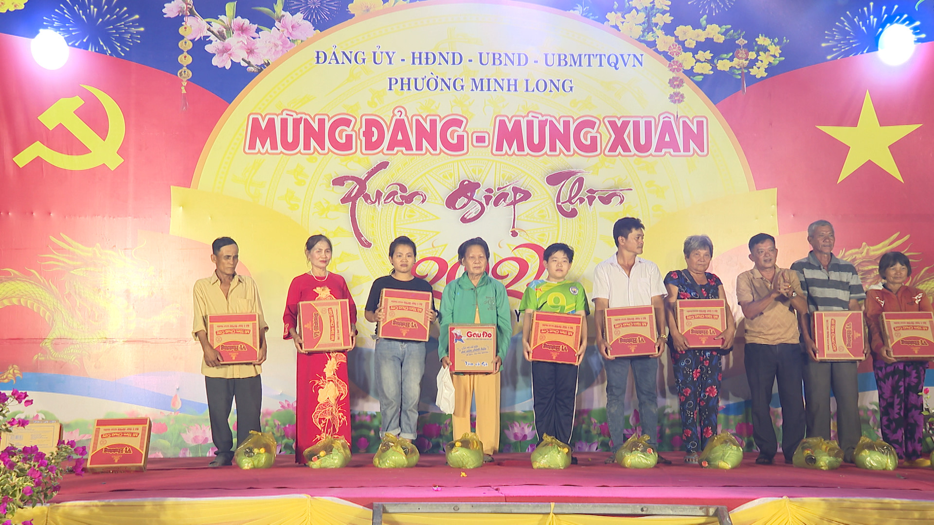 Bình Phước – Chơn Thành: Minh Long tưng bừng văn nghệ mừng Đảng – mừng Xuân Giáp Thìn năm 2024