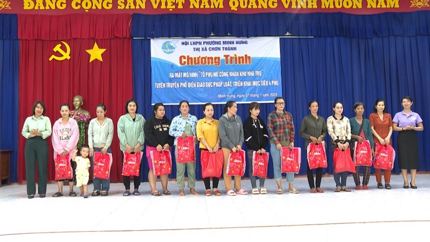 Bình Phước – Minh Hưng: ra mắt mô hình “Tổ phụ nữ công nhân khu nhà trọ” tại 60 nhà trọ và tuyên truyền thực hiện “4 phủ”