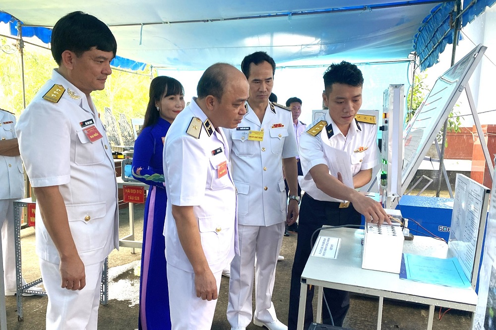 Bộ Tư lệnh Vùng 5 Hải quân thực hiện tốt phong trào thi đua quyết thắng