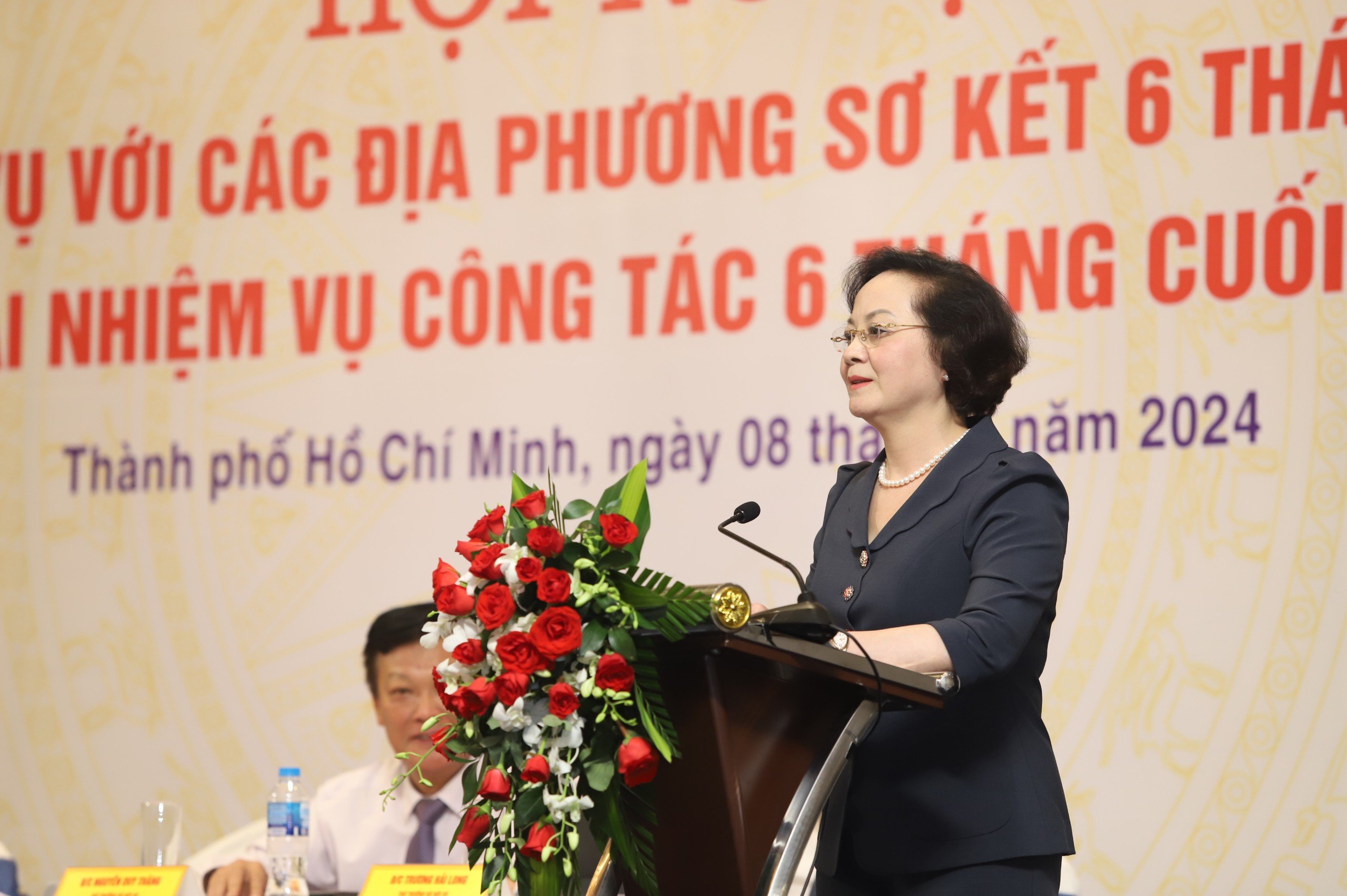 Bộ trưởng Bộ Nội vụ: Gặp khó khi triển khai cải cách tiền lương cần phản ánh ngay- Ảnh 1. Bộ trưởng Bộ Nội vụ: Gặp khó khi triển khai cải cách tiền lương cần phản ánh ngay- Ảnh 1.