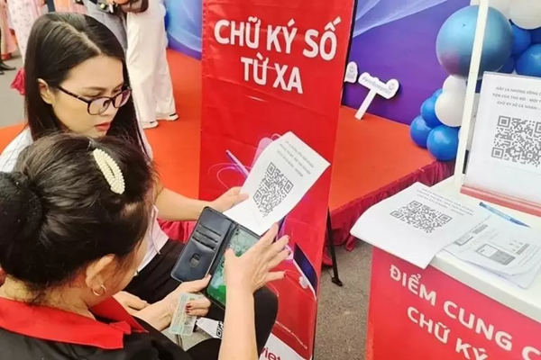 chu-ky-2454 Chữ ký điện tử, chi phí không hề ảo. (Ảnh minh họa)