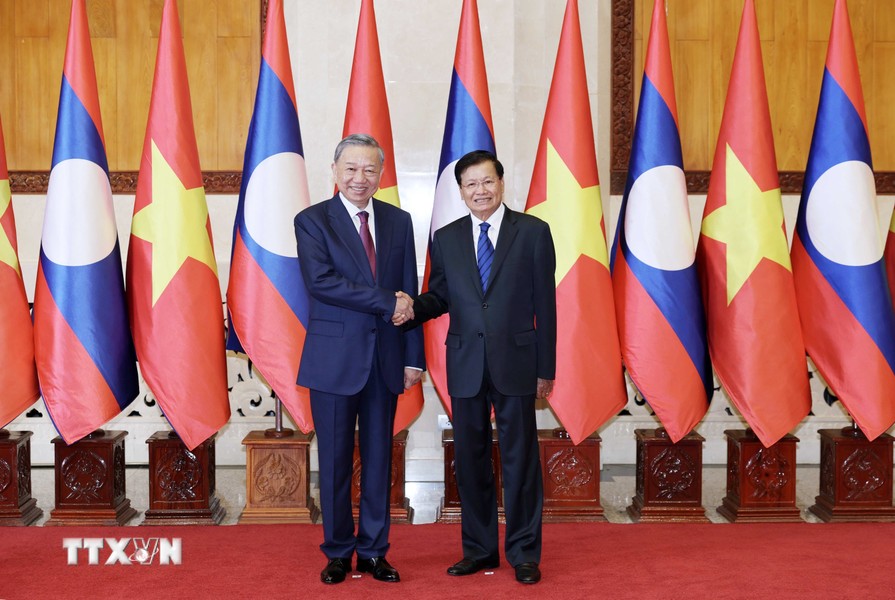 Chủ tịch nước Việt Nam - Lào hội đàm, hé lộ món quà đặc biệt Việt Nam tặng Lào- Ảnh 1.