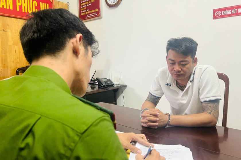 d032a301-3284-4860-935b-d5fc40972156-5688 Đối tượng Hồ Đăng Hải tại cơ quan Công an.