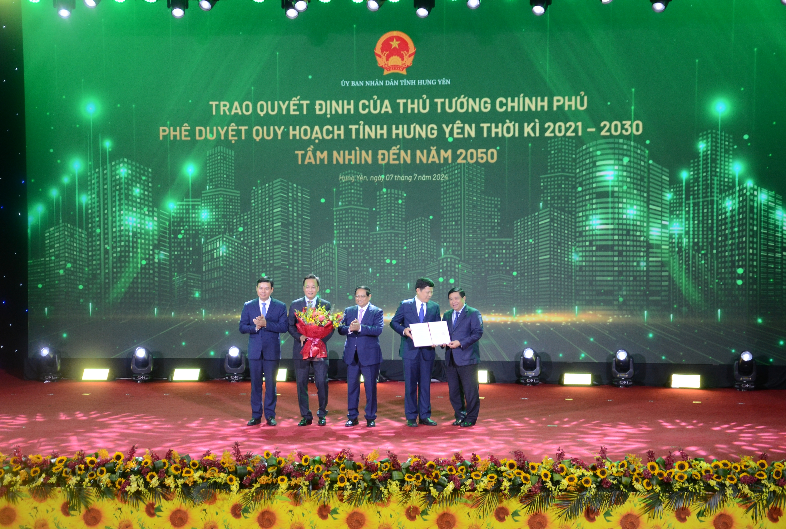 Hơn 26.000 tỷ đồng đầu tư vào Hưng Yên trong ngày công bố quy hoạch- Ảnh 1. Hơn 26.000 tỷ đồng đầu tư vào Hưng Yên trong ngày công bố quy hoạch- Ảnh 1.