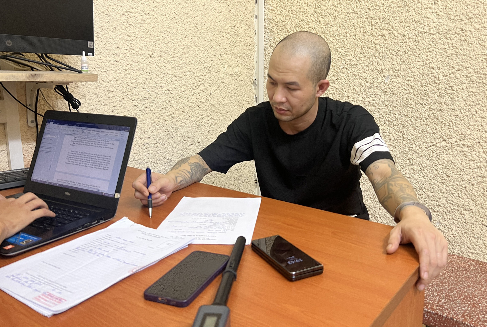 Hành trình truy bắt kẻ bắn cô gái tử vong trên đường- Ảnh 1.