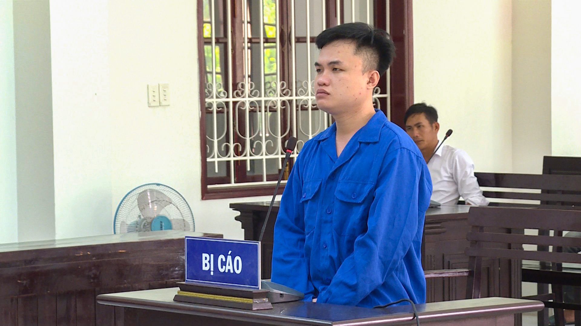 Nam thanh niên vận chuyển ma túy lấy 500 nghìn đồng tiền công lĩnh 20 năm tù- Ảnh 1.