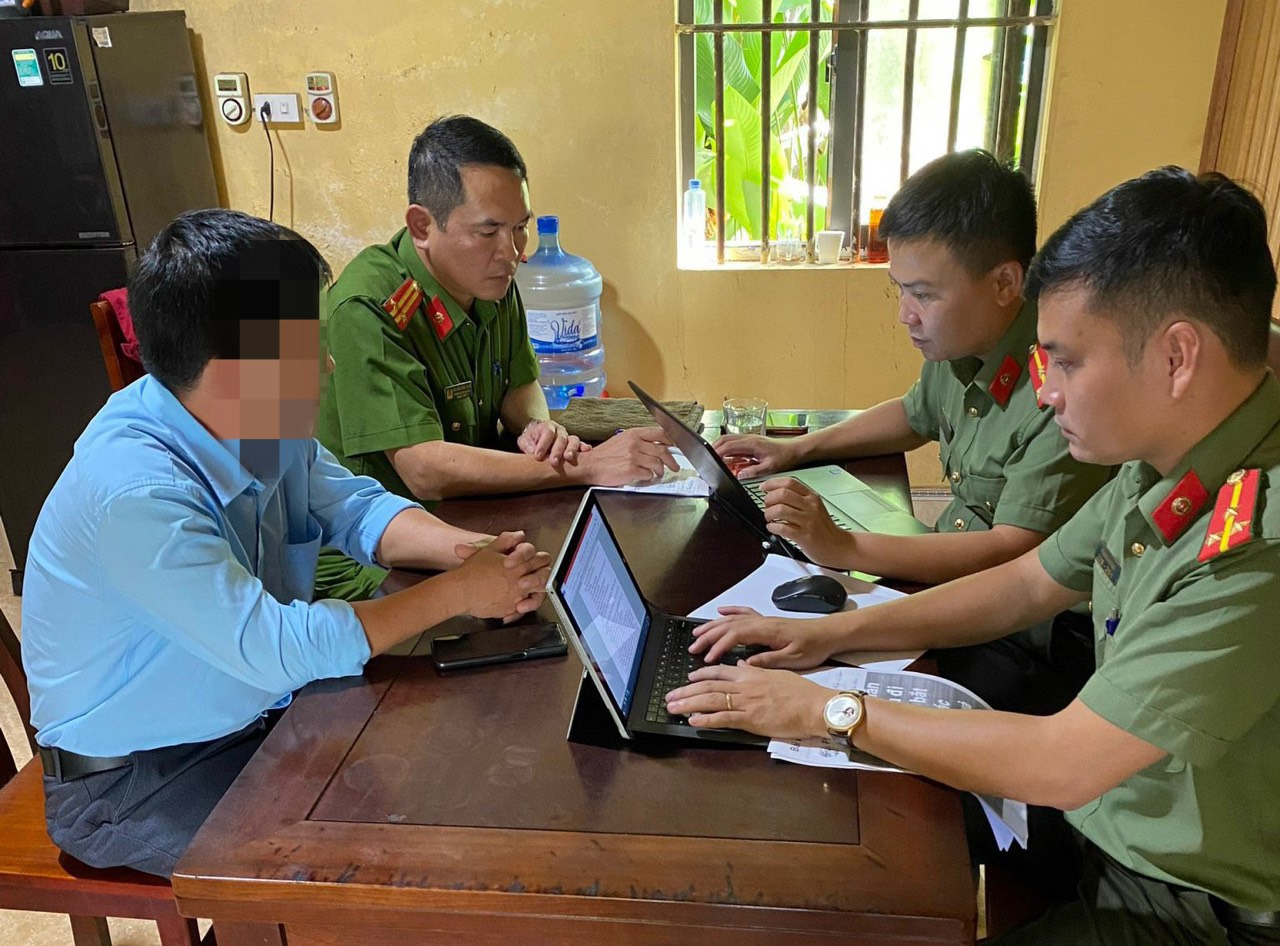 Nghệ An xử phạt 3 trường hợp đăng thông tin sai sự thật về Tổng Bí thư- Ảnh 1. Nghệ An xử phạt 3 trường hợp đăng thông tin sai sự thật về Tổng Bí thư- Ảnh 1.