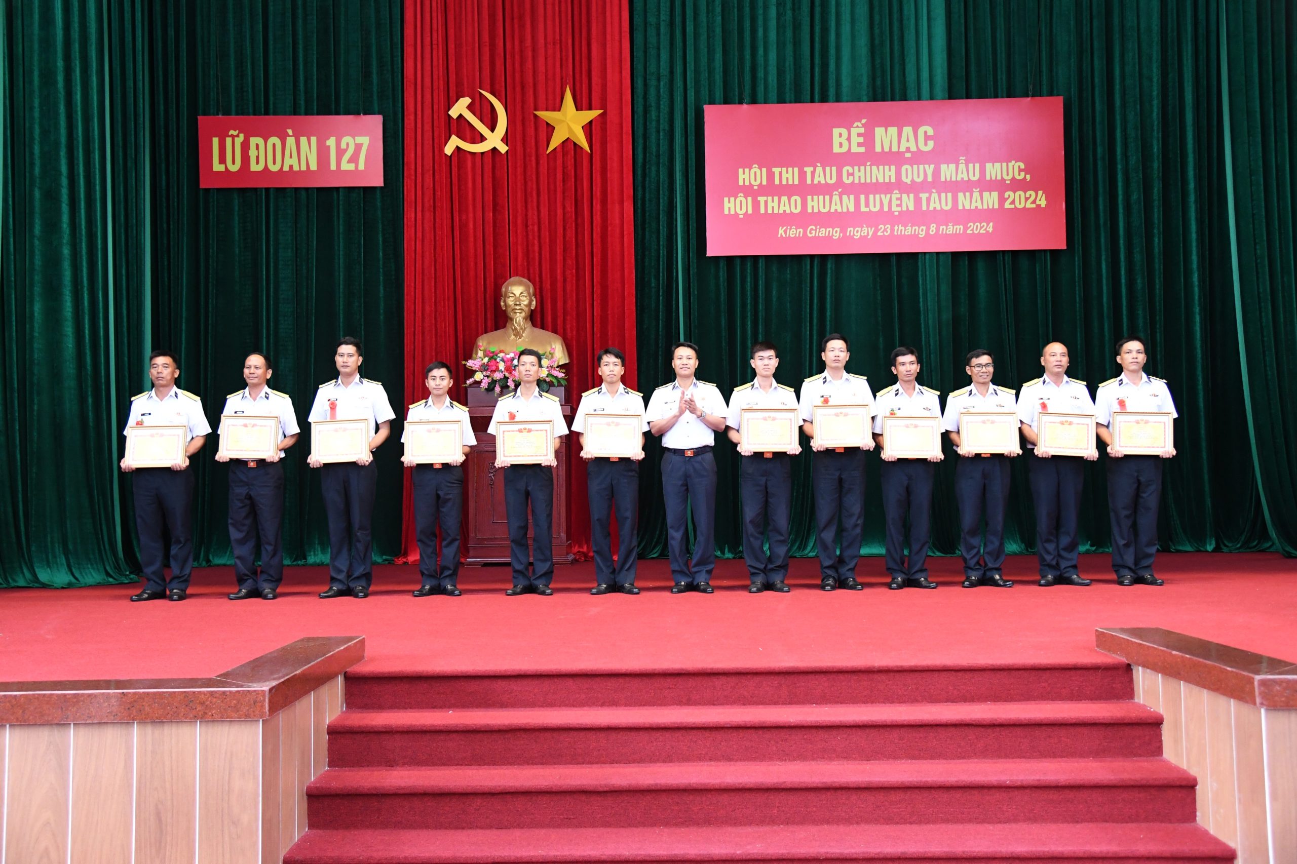 Lữ đoàn 127 bế mạc Hội thi tàu chính quy mẫu mực, Hội thao huấn luyện tàu năm 2024