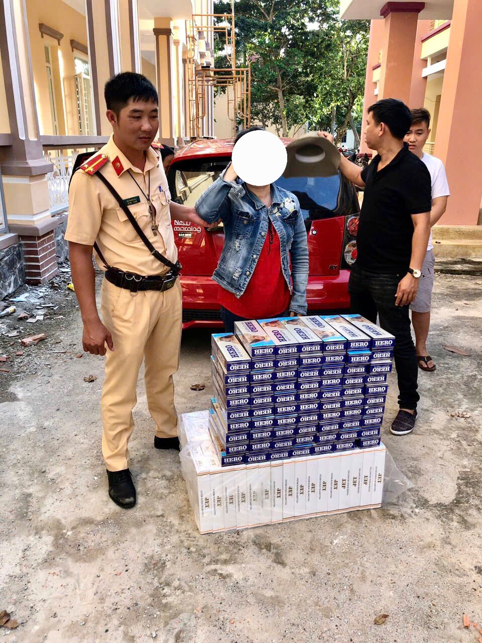 Bình Phước: Thượng úy Cảnh sát giao thông dũng cảm đối mặt tội phạm ma túy