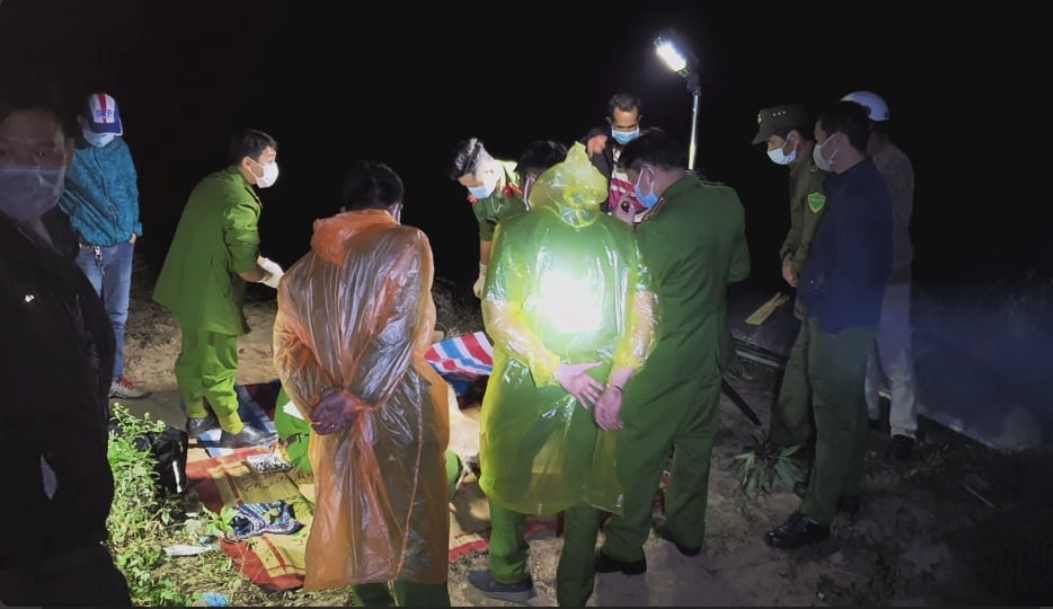 Đắk Lắk: Truy tìm tung tích nạn nhân bị sát hại, phi tang trên sông Sêrêpốk- Ảnh 1. Đắk Lắk: Truy tìm tung tích nạn nhân bị sát hại, phi tang trên sông Sêrêpốk- Ảnh 1.