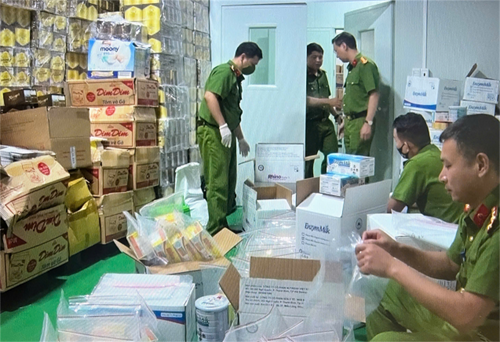 Tạm giam Tổng giám đốc Công ty Cổ phần sữa Hà Lan - Ảnh 1. Tạm giam Tổng giám đốc Công ty Cổ phần sữa Hà Lan - Ảnh 1.