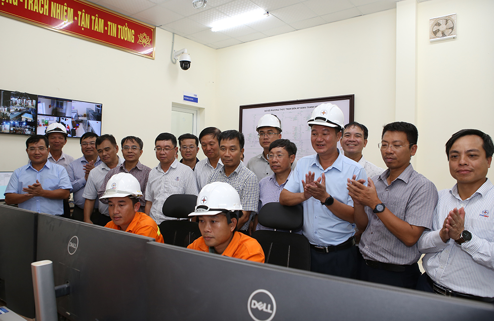 dong-dien-duong-day-500kv-quang-trach-quynh-luu-thong-tuyen-toan-bo-duong-day-500kv-mach-3_66cde6933dc8e đóng điện