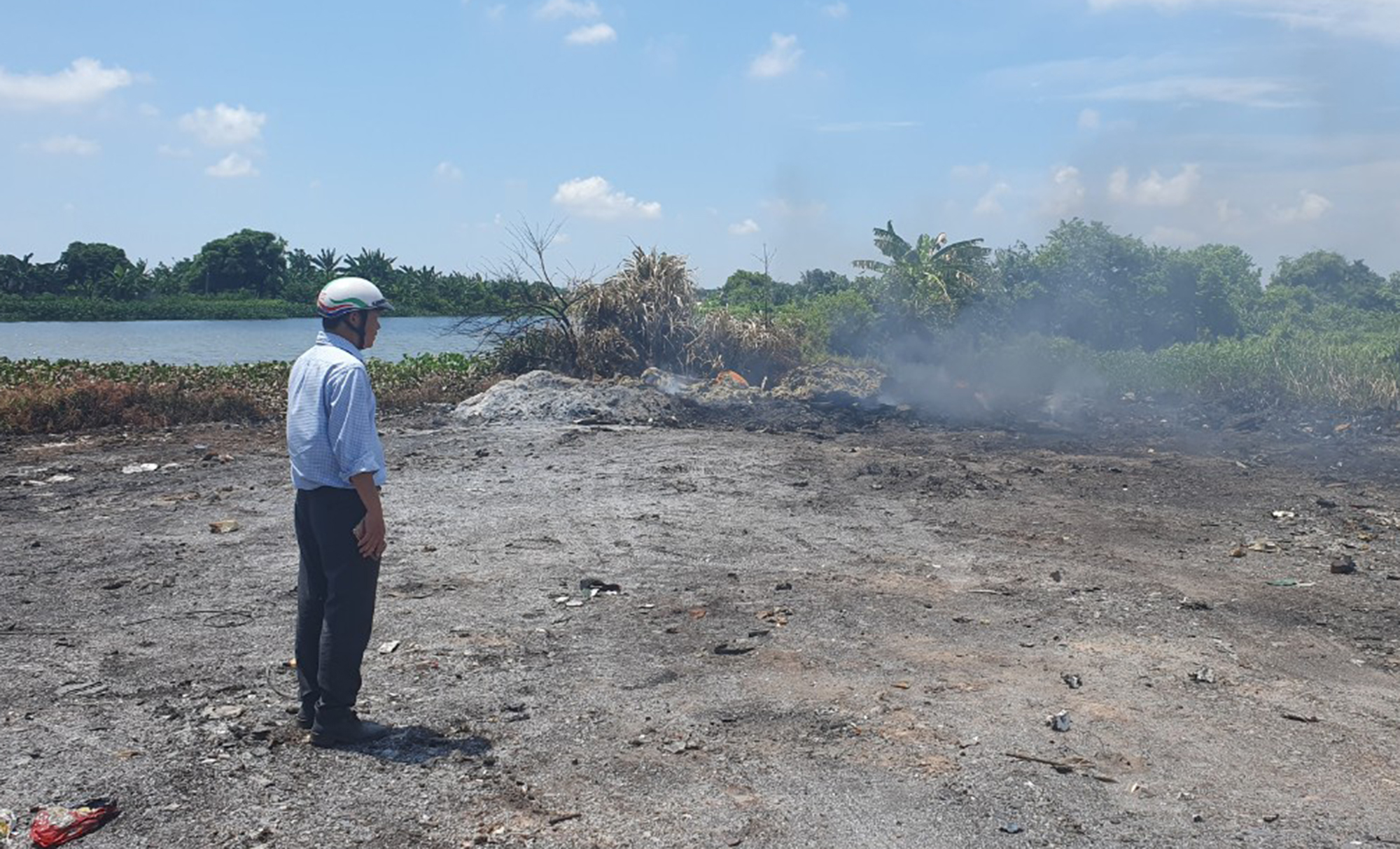 Hải Phòng: Rác thải độc hại bức tử sông Đa Độ- Ảnh 1. Hải Phòng: Rác thải độc hại bức tử sông Đa Độ- Ảnh 1.