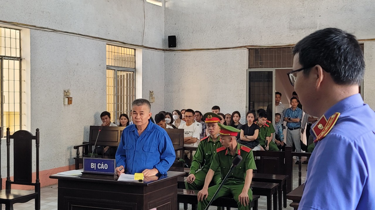 Đắk Lắk: Xúc phạm người khác trên mạng xã hội, facebooker lĩnh án 5 năm tù- Ảnh 1. Đắk Lắk: Xúc phạm người khác trên mạng xã hội, facebooker lĩnh án 5 năm tù- Ảnh 1.