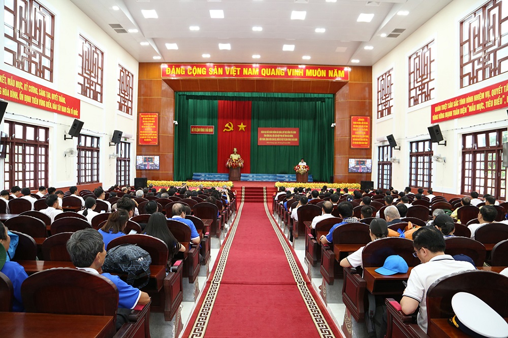 Đoàn công tác biển đảo Tây Nam thăm, động viên cán bộ, chiến sĩ Bộ Tư lệnh Vùng 5 và tổng kết chuyến công tác