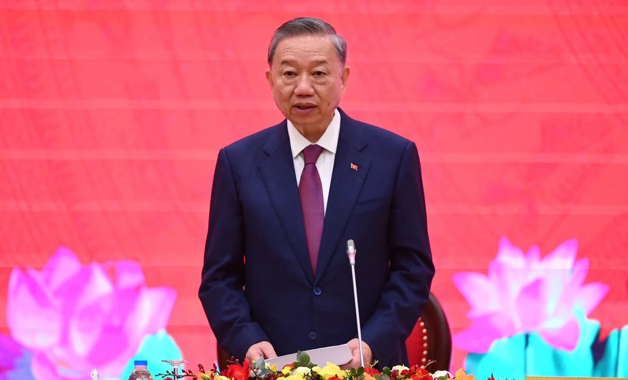 Tổng Bí thư, Chủ tịch nước gửi thư chúc Tết Trung thu tới thiếu niên, nhi đồng- Ảnh 1. Tổng Bí thư, Chủ tịch nước gửi thư chúc Tết Trung thu tới thiếu niên, nhi đồng- Ảnh 1.