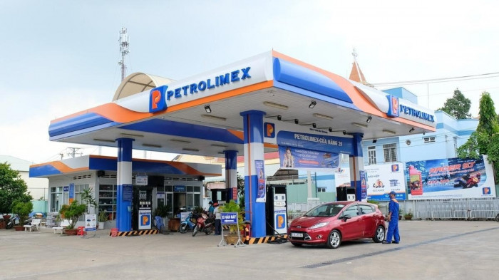 Tập đoàn Xăng dầu Petrolimex lãi lớn - Ảnh 1. Tập đoàn Xăng dầu Petrolimex lãi lớn - Ảnh 1.