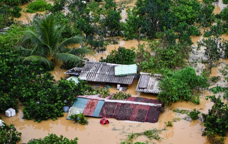 Hà Nội: Sông Hồng có thể đạt đỉnh lũ, 28 điểm đê xung yếu cần quan tâm- Ảnh 1. Hà Nội: Sông Hồng có thể đạt đỉnh lũ, 28 điểm đê xung yếu cần quan tâm- Ảnh 1.