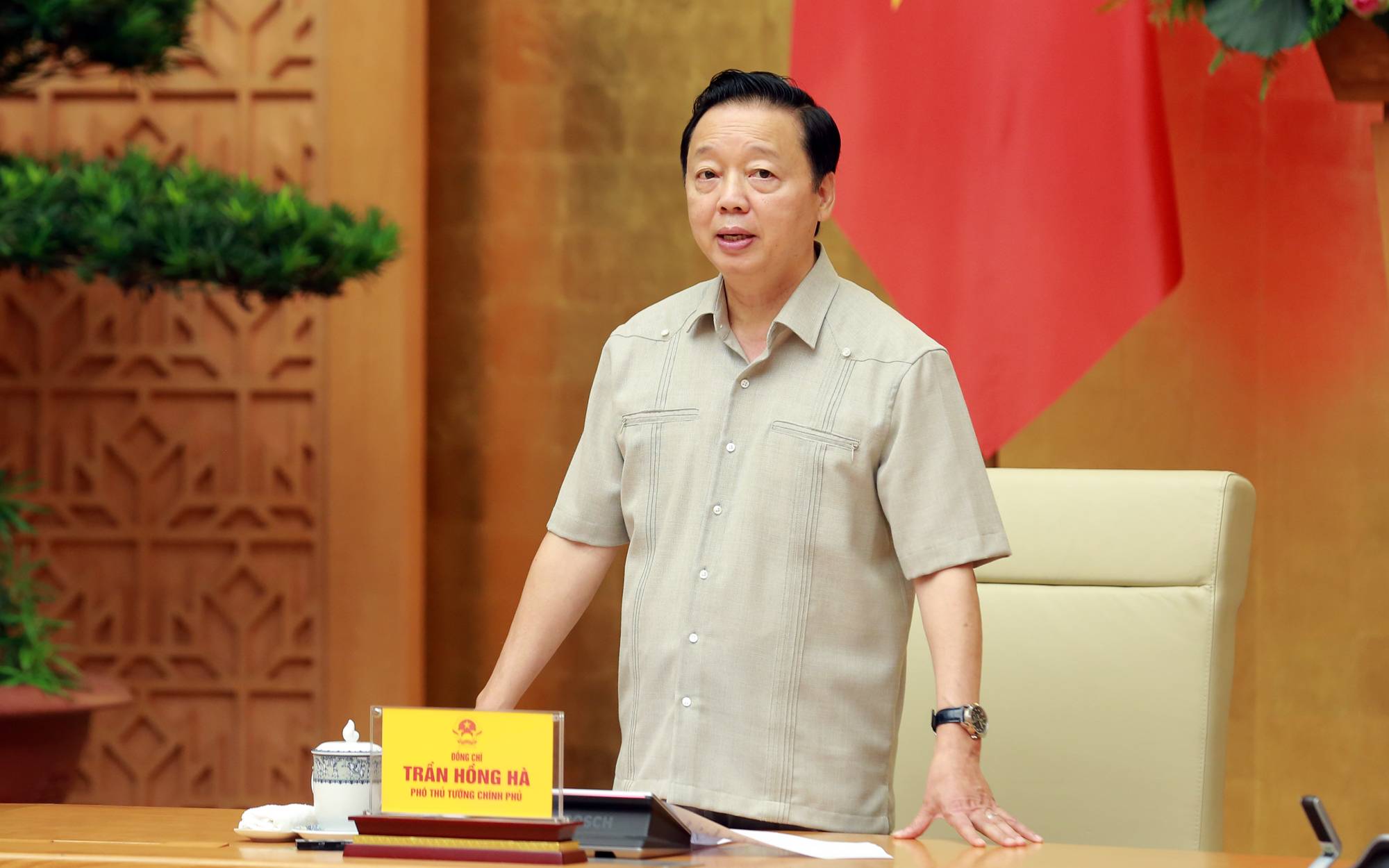 Phó Thủ tướng Trần Hồng Hà chủ trì phiên họp thứ 3 của Ban Chỉ đạo nhà nước các chương trình, công trình, dự án quan trọng quốc gia, trọng điểm ngành năng lượng - Ảnh: VGP/Minh Khôi