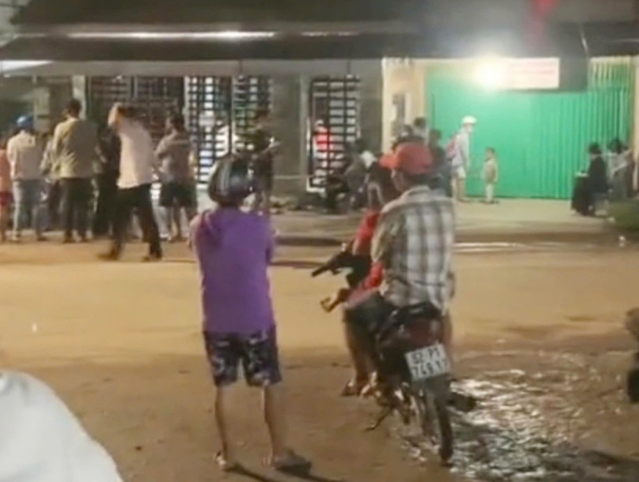 Long An: Người đàn ông 44 tuổi tử vong sau khi tiêm tại phòng khám tư- Ảnh 1. Long An: Người đàn ông 44 tuổi tử vong sau khi tiêm tại phòng khám tư- Ảnh 1.