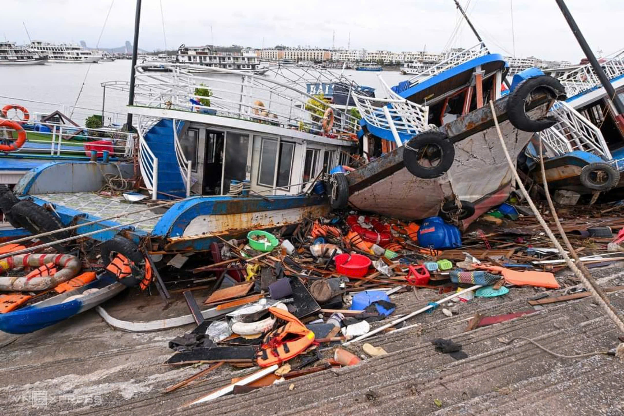 Các doanh nghiệp du thuyền Hạ Long - Lan Hạ bị bão Yagi "thổi" bay trăm tỷ- Ảnh 1.