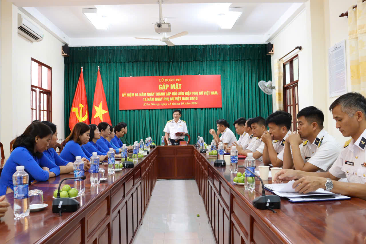 Vùng 5 Hải Quân: Các cơ quan, đơn vị gặp mặt kỷ niệm Ngày Phụ nữ Việt Nam