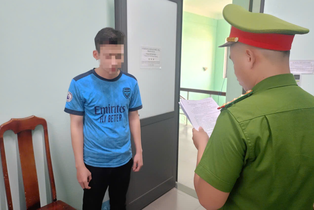 Nam thanh niên tung video nhạy cảm của người yêu cũ- Ảnh 1.