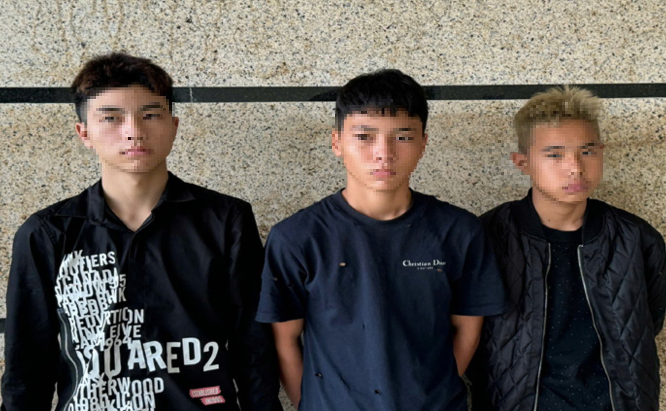 Danh tính nhóm thanh niên liên tục cướp trên đường đi từ Nghệ An ra Hà Nội- Ảnh 1. Danh tính nhóm thanh niên liên tục cướp trên đường đi từ Nghệ An ra Hà Nội- Ảnh 1.