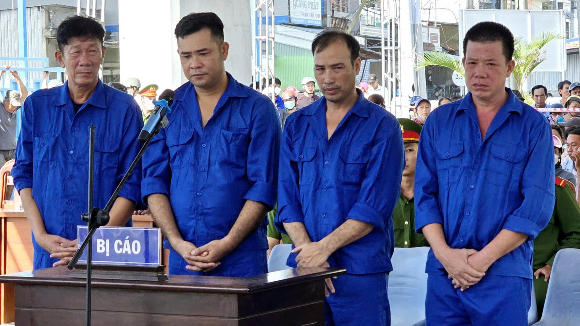 Nhóm tổ chức, môi giới cho người khác trốn đi nước ngoài trái phép lĩnh án- Ảnh 1. Nhóm tổ chức, môi giới cho người khác trốn đi nước ngoài trái phép lĩnh án- Ảnh 1.