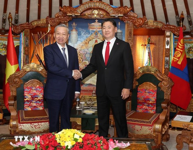 Việt Nam - Mông Cổ nhất trí tháo gỡ khó khăn, thách thức trong vận tải logistics- Ảnh 1.