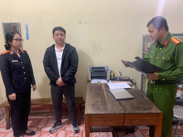Bắt tạm giam đối tượng quốc tịch Trung Quốc về tội mua bán hóa đơn trái phép
- Ảnh 1.