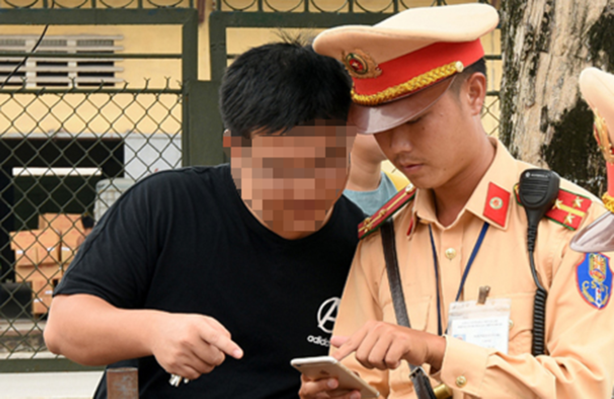 Có được yêu cầu CSGT chứng minh vi phạm?- Ảnh 1.