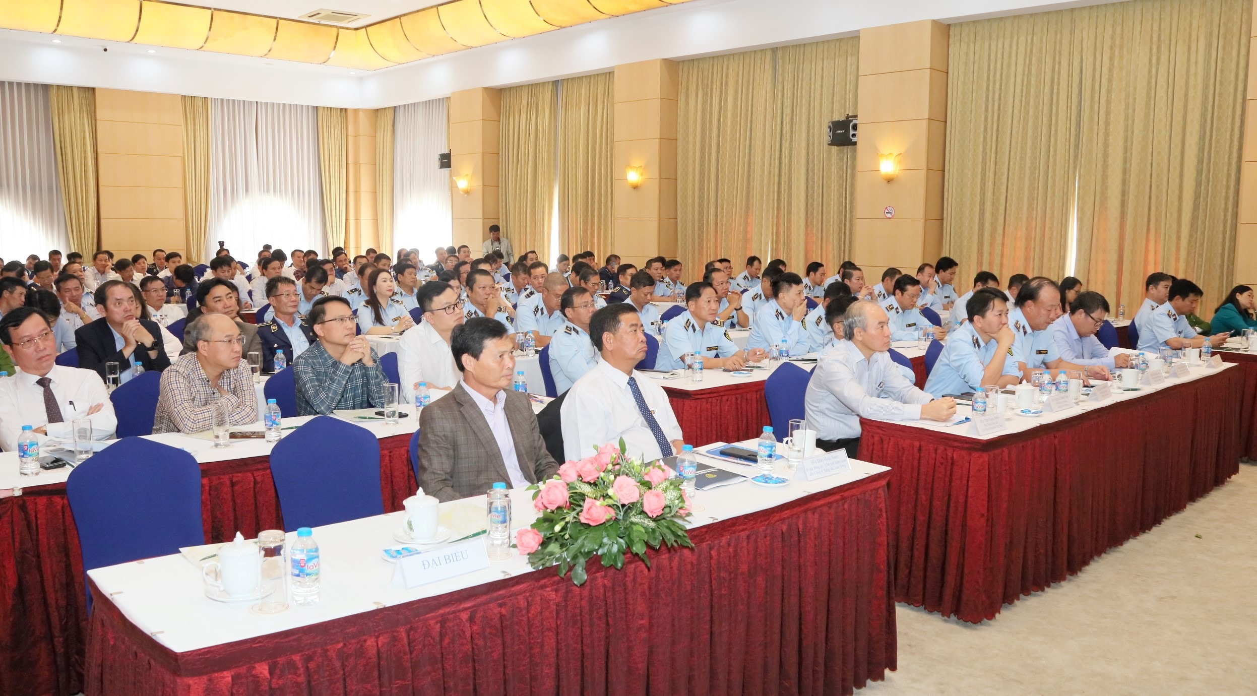 Kinh doanh xăng dầu giai đoạn 2020-2024: Nhiều gian lận, xử phạt gần 1.000 vụ vi phạm- Ảnh 1. Kinh doanh xăng dầu giai đoạn 2020-2024: Nhiều gian lận, xử phạt gần 1.000 vụ vi phạm- Ảnh 1.